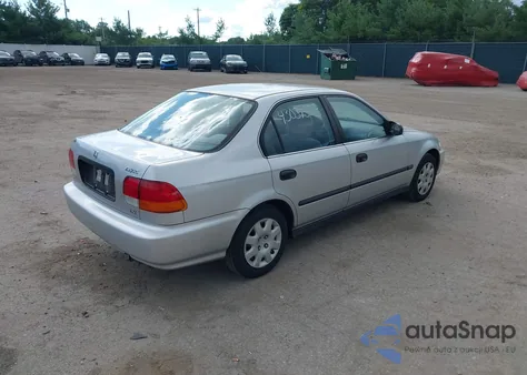 1998 Honda Civic Lx из США, поврежденный, VIN 1HGEJ6675WL049276
